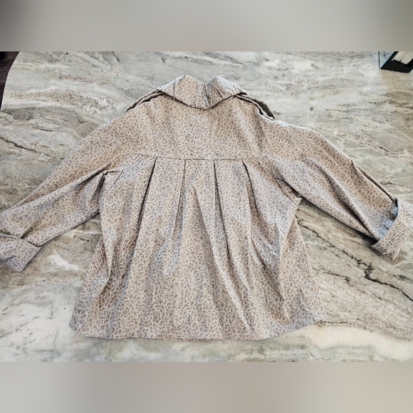 Marc by Marc Jacobs Taupe Animal Print Button Jacket - Size M - Picture 6 of 10